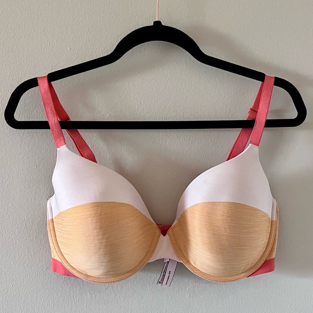 Victorias Secret Demi Uplift Bra